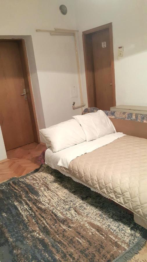 Digital Nomad Comfy Apartment,Foot Mountain Vodno And Millennium Cross,19 Min By Walk To Cener,Free Parking Скопье Экстерьер фото